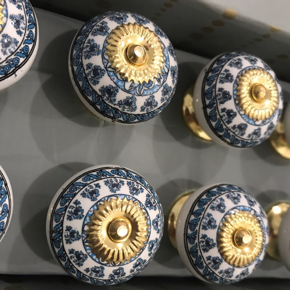 casa decor Accents Casa Decor Ceramic Drawer Knobs Set Of 2 New